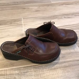 Eastland clogs